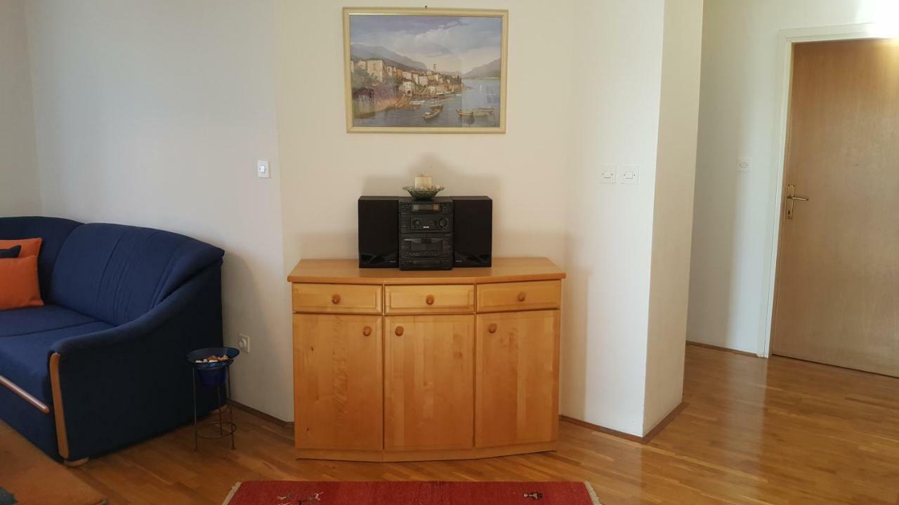 Apartment Valentina Porec Exterior photo